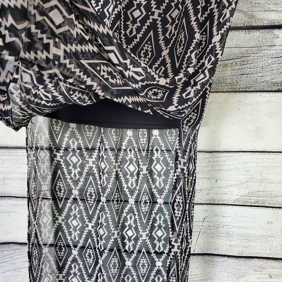 Maurices Women’s Maxi Skirt L Black White Aztec Print Sheer Overlay - Picture 2 of 6